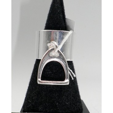 Bague Secret de Cuir 113 Etrier