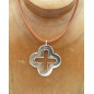 Collier Secret de Cuir Croix Orange Collier Secret de Cuir Croix Orange